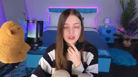 Lili Bakery online show from October 11, 2:44 am