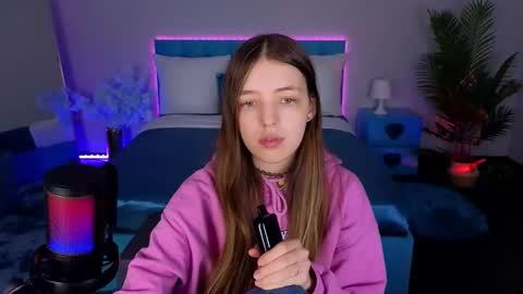 Lili Bakery online show from November 18, 2:06 am