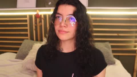  Lili  online show from March 11, 6:43 am