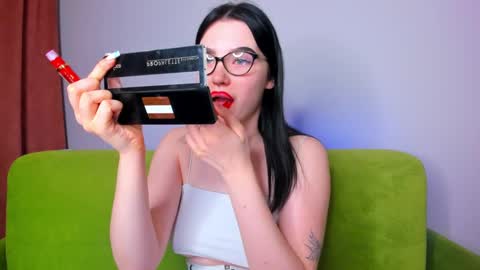 lilibethxx online show from December 11, 1:47 am