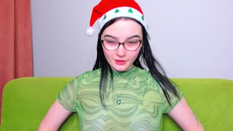 lilibethxx online show from December 27, 1:32 am