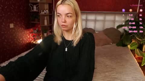 Lilie online show from February 4, 8:28 pm