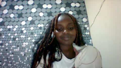 liligal online show from June 11, 7:34 pm