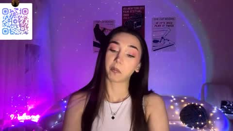 Lina online show from April 9, 10:26 pm