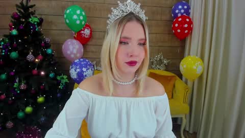 LiliLinn online show from December 26, 5:15 am