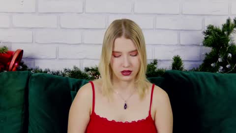 LiliLinn online show from January 13, 4:18 am