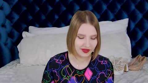 LiliLinn online show from February 22, 12:29 pm