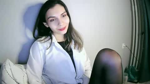 lilirose online show from January 21, 9:25 pm