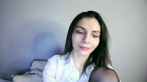 lilirose online show from February 25, 6:20 pm