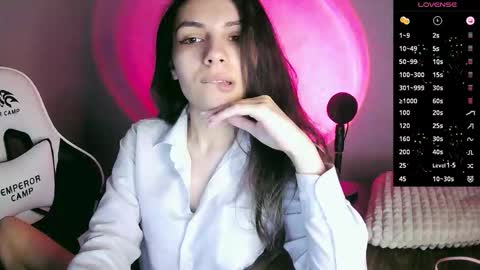 lilirose online show from September 20, 2:07 pm
