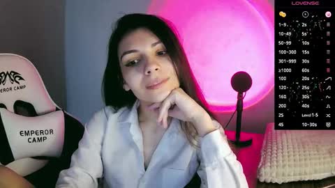 lilirose online show from September 26, 3:05 pm
