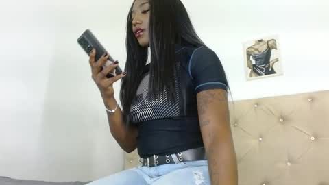Snapshot of lilit_kyteler chatting on March 6, 7:21 pm Lilit Kyteler online show from March 6, 7:21 pm