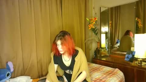 Snapshot of lilitdays chatting on October 3, 7:33 pm LilitDays online show from October 3, 7:33 pm