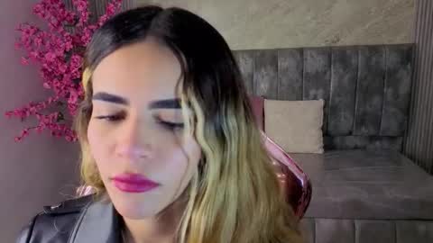 Snapshot of lilith4_s chatting on October 24, 8:16 pm Lilith online show from October 24, 8:16 pm