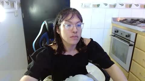 lilith  online show from February 9, 12:42 pm