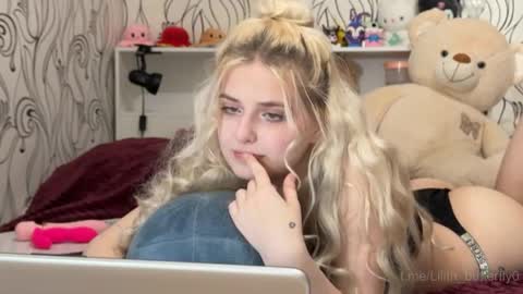 Lilly online show from April 23, 12:29 pm