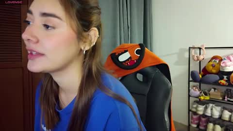 Lilith online show from October 31, 4:57 am