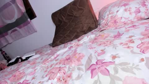 Lili online show from November 5, 2:55 am