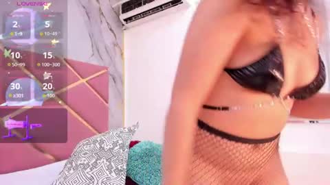 Snapshot of lilith_kramston chatting on June 30, 12:17 pm Lilith online show from June 30, 12:17 pm
