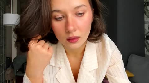 lilith online show from November 17, 12:44 pm