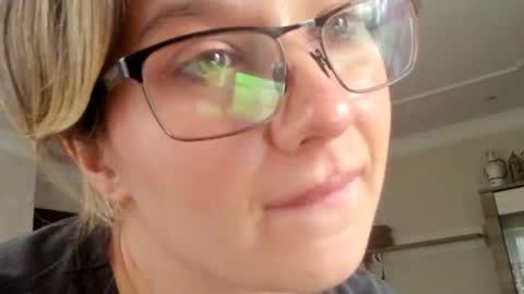 Snapshot of lilith_lutherlow chatting on July 9, 4:55 pm lilith online show from July 9, 4:55 pm