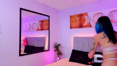 Snapshot of lilith_morgan01 chatting on October 1, 7:20 pm lilith_morgan01 online show from October 1, 7:20 pm