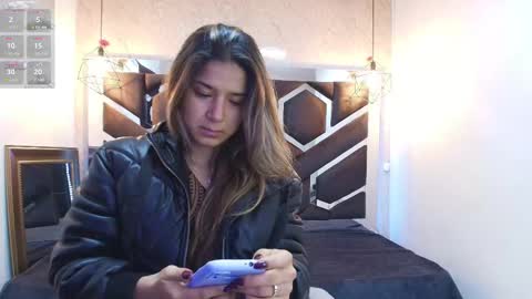 Snapshot of lilith_nv chatting on October 24, 11:17 am Lilith online show from October 24, 11:17 am