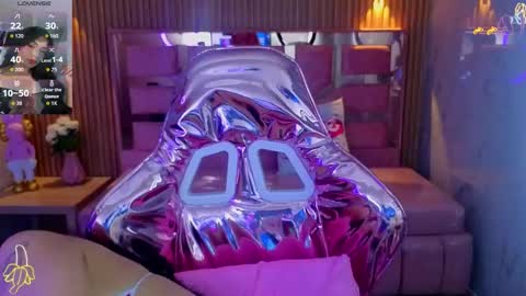 Lilith  online show from October 18, 5:10 am