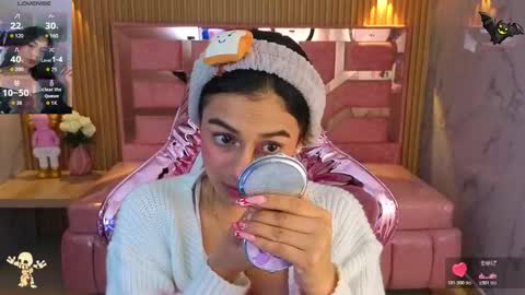 Lilith  online show from October 31, 3:40 am