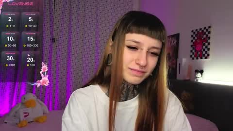 Snapshot of lilith_poison chatting on October 25, 6:13 pm lilith_poison online show from October 25, 6:13 pm