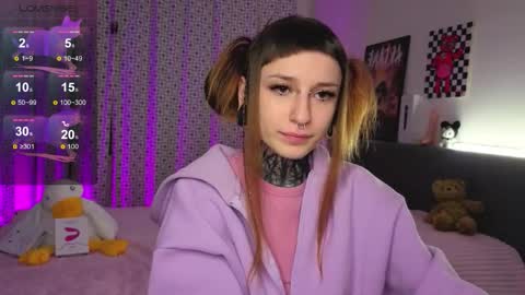 Snapshot of lilith_poison chatting on October 31, 6:09 pm lilith_poison online show from October 31, 6:09 pm