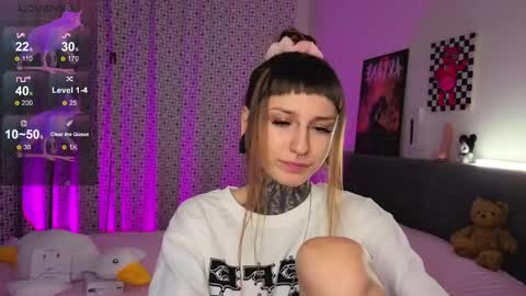 Snapshot of lilith_poison chatting on November 13, 6:07 pm lilith_poison online show from November 13, 6:07 pm