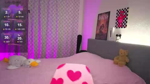 Snapshot of lilith_poison chatting on November 22, 6:07 pm lilith_poison online show from November 22, 6:07 pm