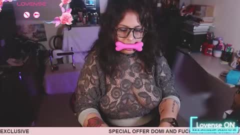 Snapshot of lilith_tyler chatting on November 21, 8:02 am lilith_tyler online show from November 21, 8:02 am