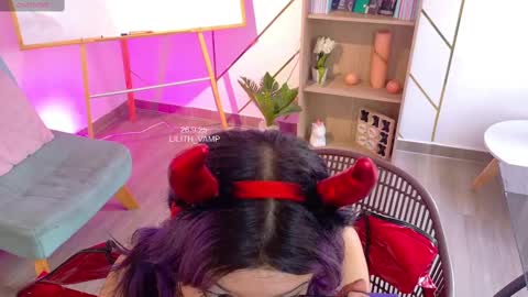 LILITH 200 LIKES   Thursday Clown Costume M online show from September 27, 9:09 pm