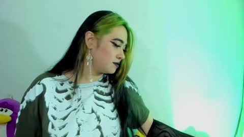 Lilith online show from November 15, 5:49 am