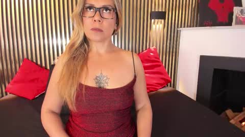   online show from October 11, 5:44 pm