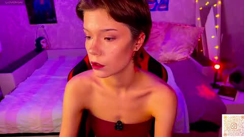 Snapshot of lilithbroke69 chatting on April 27, 1:14 am Lilith online show from April 27, 1:14 am