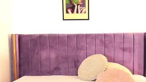 Lily online show from February 14, 3:58 pm