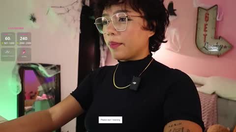 lilithrose_2 online show from October 29, 5:10 am