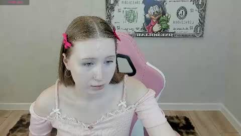 Snapshot of lilitiny chatting on June 24, 1:15 am Lili Tiny GMT2 3-10AM MonTueWedThuSat online show from June 24, 1:15 am