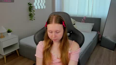 Snapshot of lilitiny chatting on July 19, 3:21 am Lili Tiny GMT2 3-10AM MonTueWedThuSat online show from July 19, 3:21 am