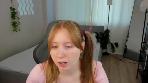 Snapshot of lilitiny chatting on July 27, 8:21 am Lili Tiny GMT2 3-10AM MonTueWedThuSat online show from July 27, 8:21 am