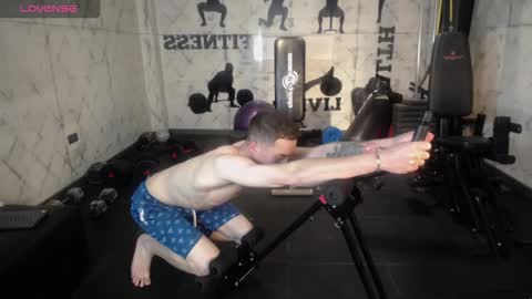 Snapshot of liljames_ chatting on November 29, 8:01 pm Lil James online show from November 29, 8:01 pm