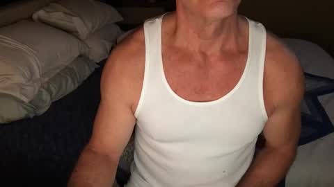 Snapshot of liljohnny69948360 chatting on February 27, 9:31 am liljohnny69948360 online show from February 27, 9:31 am