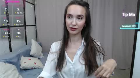Lillian online show from February 17, 4:04 pm