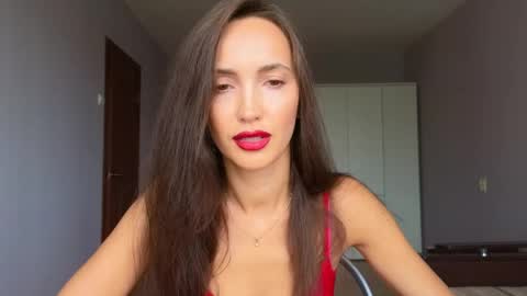 Snapshot of lillian_clark7 chatting on April 20, 7:44 am Lillian online show from April 20, 7:44 am