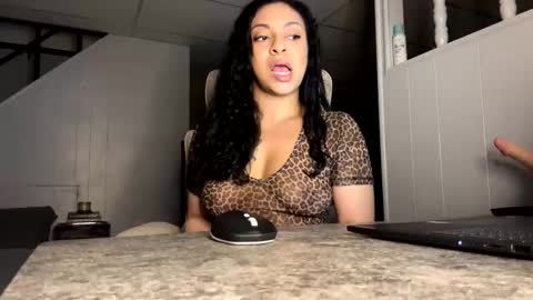 lilliana50 online show from March 5, 6:01 am