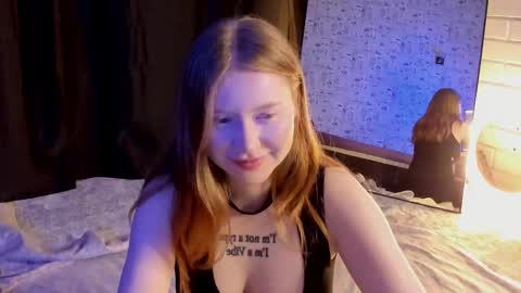 lillie_berry online show from October 8, 4:43 am