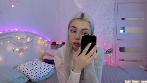 LilliMoore online show from October 11, 11:36 pm